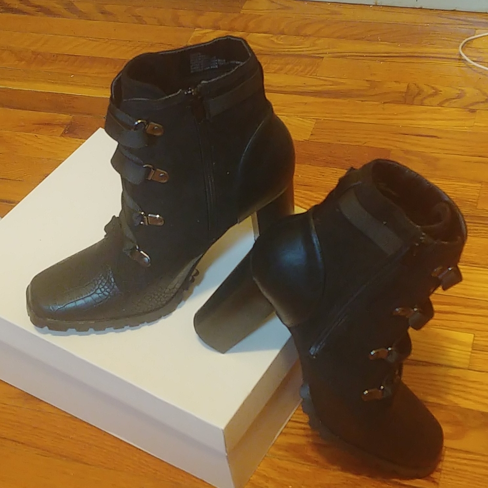 Heeled Booties - Picture 9 of 9
